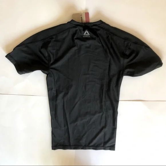 3/$25 Reebok One Series Training Compression Tee Size S - Picture 3 of 8
